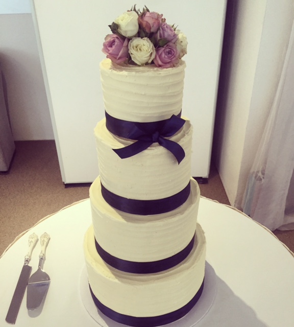 Karlees Kupcakes Wedding Cake